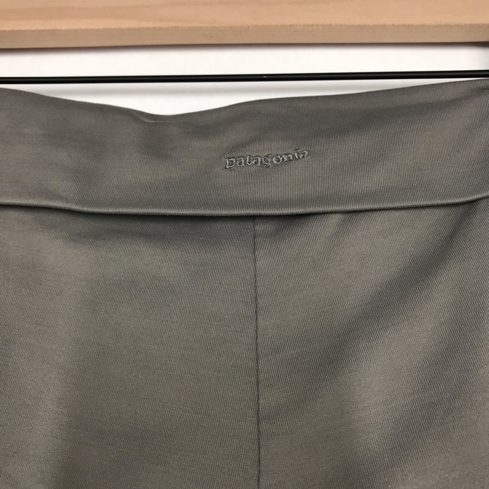 Patagonia Gray Size Small Wide Leg Active Women’s Wear Pants - Picture 7 of 7